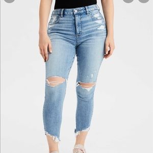 American Eagle CURVY high rise cropped jeans 2L